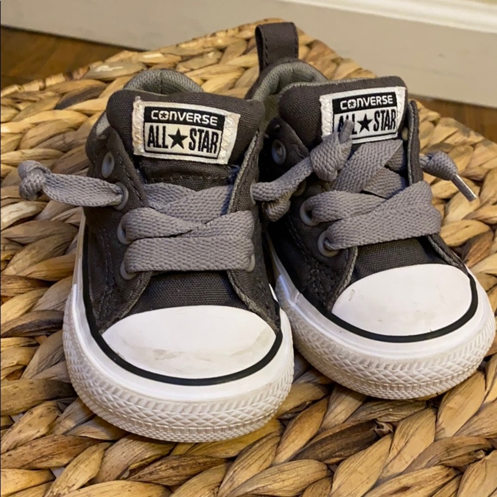 Grey/White Converse Streep Slip